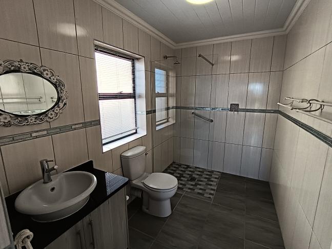 3 Bedroom Property for Sale in Seemeeu Park Western Cape